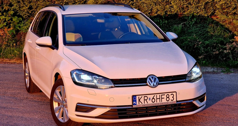 Volkswagen Golf cena 59000 przebieg: 144000, rok produkcji 2018 z Andrychów małe 56